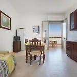 Casa Mare Blu * Torre Lapillo